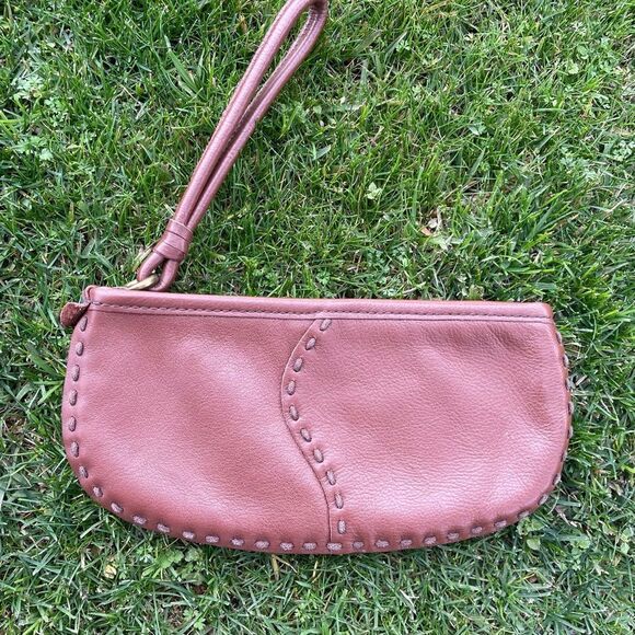 Lucky 🍀 Brand Leather Wristlet - Picture 1 of 5
